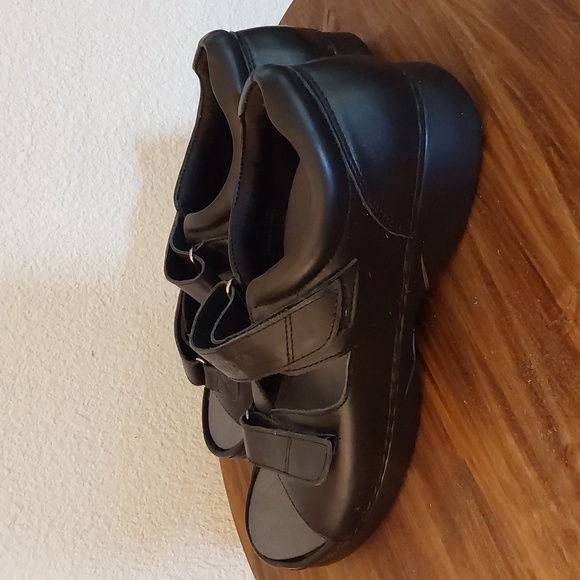 Orthoheel Orthopedic Propet Black Leather Sandals with Adj.Straps Womens Sz.11W - Picture 7 of 9